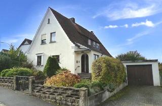 Haus kaufen in 96106 Ebern, Ebern - Gepflegtes Ein- bis Zweifam.-Wohnhaus mit Garage und hübschem Garten, viel Platz: 7 Zimmer, Küche, 2 BäderWC, Grund 628m²