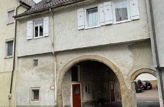 Einfamilienhaus kaufen in 74366 Kirchheim, Kirchheim - Großzügiges 1 Familienhaus mit ELW in zentraler Lage