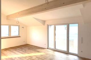 Wohnung kaufen in 91617 Oberdachstetten, Oberdachstetten - Helle Dachgeschosswohnung in Oberdachstetten