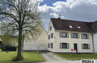 Grundstück zu kaufen in 86850 Fischach, Fischach / Wollmetshofen - Bauernhaus mit Hoffläche als Bebauungspotential