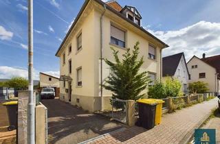 Mehrfamilienhaus kaufen in 76448 Durmersheim, Durmersheim - DREIFAMILIENHAUS - mit kleinem Garten und 3 Stellplätzen