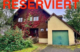 Haus kaufen in 54343 Föhren, Föhren - RESERVIERT Romantisches Försterhaus im Kanada-Stil in Holz-Blockbauweise in idyllischer Ortsrandlage Föhren