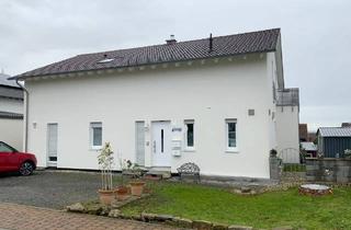 Haus kaufen in 74867 Neunkirchen, Neunkirchen - GLOBAL INVEST SINSHEIM | Tolles 2-Familienhaus in bester Lage von Neunkirchen mit herrlichem Blick in das Rheintal