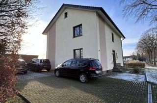Haus kaufen in 32130 Enger, Charmantes 2 Familienhaus in Enger! Viel Platz für die Familie!
