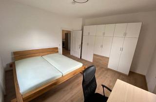 WG-Zimmer mieten in Hohenschwangau Str., 81549 München, International all women shared flat