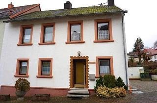 Einfamilienhaus kaufen in 66649 Oberthal, Oberthal - Zentral gelegenes Einfamilienhaus in verkehrsberuhigter Zone