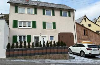 Haus kaufen in 72160 Horb, Horb - Großes 3-Familienhaus mit Garten und 2 Terrassen. Weitestgehend renoviert in 2023.