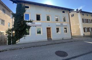 Mehrfamilienhaus kaufen in Sternstraße, 83022 Innenstadt, Zentral und Komfortabel: Mehrfamilienhaus in Rosenheim sucht neue Besitzer