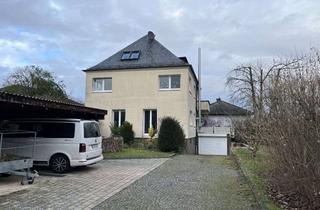 Haus kaufen in 61200 Wölfersheim, Wohnen in Villenflair mit großem Grundstück