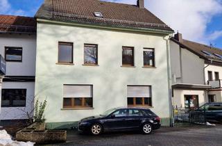 Haus kaufen in Kölner Straße 85, 53940 Hellenthal, Immobilie mit 2 freien Wohnungen zur Selbstnutzung oder als Kapitalanlage !