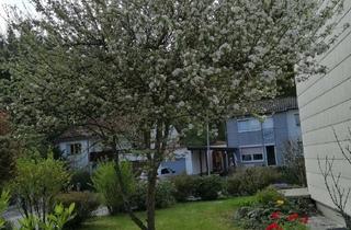 Wohnung kaufen in 85614 Kirchseeon, Schöne 4 Zimmerwohnung mit großem Garten zum Verkauf