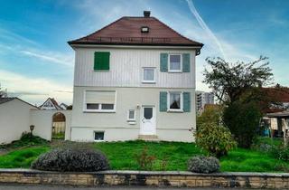 Einfamilienhaus kaufen in 74564 Crailsheim, Crailsheim - Renovierungsbedürftiges nettes Einfamilienhaus mit Garage, sofort frei