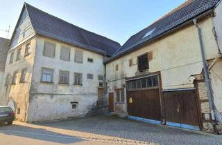 Haus kaufen in 97285 Röttingen, Historisches Anwesen mit Potenzial in Röttingen zu verkaufen!