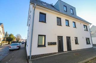 Mehrfamilienhaus kaufen in 26123 Oldenburg, Oldenburg - Profitable Investition: Saniertes Zweifamilien- & Neubau-Dreifamilienhaus in Top-Lage von Oldenburg