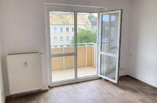 Wohnung mieten in Clara-Zetkin-Straße 23c, 06862 Roßlau, Geräumige Wohnung für Singles und Pärchen...