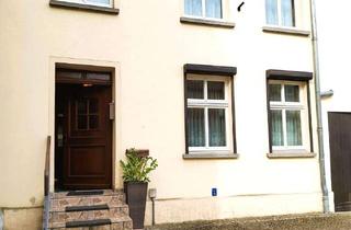 Haus kaufen in 16868 Wusterhausen, Sanierungsbedürftiges Reihenmittelhaus mit Potential