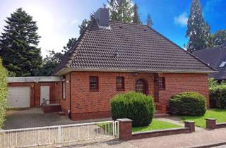 Haus kaufen in 25560 Schenefeld, Gepflegter Walmdachbungalow mit Garage in ruhiger Wohnlage in Schenefeld bei Itzehoe