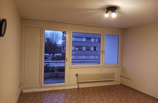 Wohnung kaufen in Theodor-Heuss-Str. 24, 70806 Kornwestheim, 1-Zi-Appartment in Kornwestheim mit Balkon und TG-Stellplatz