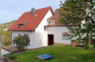 Mehrfamilienhaus kaufen in 96472 Rödental, Renditestarke Mehrfamilienhaus mit vielseitigem Vermietungspotenzial
