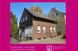 Haus kaufen in Overbeckstr., 46236 Nord-Ost, Bottrop-Stadtmitte: Freistehendes 1-2 Familienhaus mit großen Grundstück zur Kernsanierung