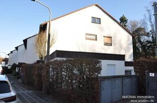 Haus kaufen in 90473 Nürnberg, Nürnberg - Zweifamilienhaus plus Einliegerwohnung - drei Einheiten warten auf Sie!