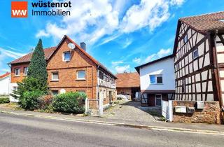 Mehrfamilienhaus kaufen in 63584 Gründau, VIEL PLATZ IM GRÜNDAUER 3-SEITHOF! Mehrfamilienhausanlage mit Garage, einmaligem Design und Mietern!