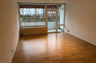 Wohnung kaufen in Käthe Kollwitz Straße 10, 66955 Pirmasens, Top renovierte 2 Zimmer Wohnung in bester Wohnlage