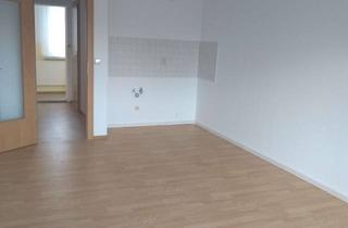 Wohnung mieten in Am Goldbachtal, 09618 Brand-Erbisdorf, Gemütliche 1-Raum Wohnung mit Loggia und Aufzug