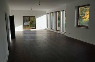 Büro zu mieten in 84155 Bodenkirchen, Sehr helle Büro-/Praxis-/Atelierfläche - Stellplätze inklusive