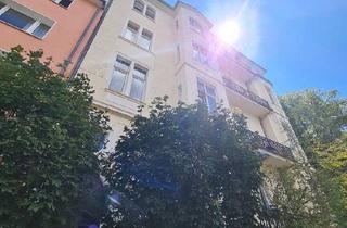 Wohnung kaufen in 34117 Kassel, Kassel - Lassen Sie sich verzaubern: Altbaujuwel mit Erweiterungsmöglichkeiten (Rohbau-Ausbaureserve)