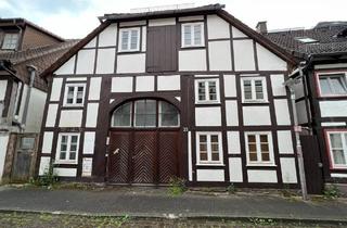 Einfamilienhaus kaufen in 37603 Holzminden, Holzminden - Im Zentrum von Holzminden, Gebäudeensemble: Mehrfamilienhaus und Einfamilienhaus!