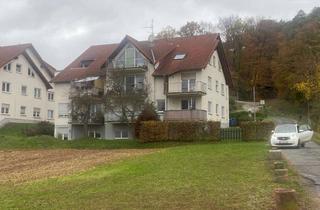 Wohnung kaufen in 35096 Weimar, Schöne 2 Zimmer Dachgeschosswohnung mit Loggia in Nieder-Weimar - gepflegter Zustand, 6 Km bis MR