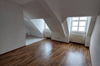 Wohnung mieten in Oststraße, 07407 Rudolstadt, *charmante Dachgeschosswohnung im Herzen der Stadt*