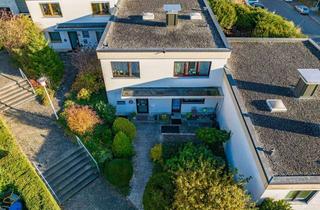 Reihenhaus kaufen in 78464 Konstanz, Offen für Neues: Großes Haus mit ca. 215 m² in Uni- und Stadtnähe