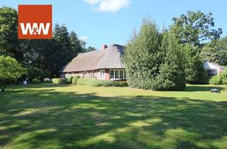 Haus kaufen in 25920 Risum-Lindholm, Achtung: Preisreduzierung! Reetdachhaus mit ausgebauter Stallung und weiterem Ausbaupotential!