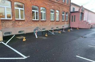 Immobilie mieten in Ludwigsluster Str. 33, 19370 Parchim, Stellplätze in der Ludwigsluster Str. 33 zu vermieten