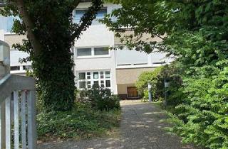 Haus kaufen in Kurt-Schumacher-Straße 45, 61191 Rosbach, Schöne, gepflegte Wohnanlage mit 10 Wohneinheiten in sehr guter Lage von Ober-Rosbach!