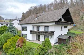 Einfamilienhaus kaufen in 34355 Staufenberg, Staufenberg - Imposantes Wohnanwesen in herrlicher Fernblicklage von Spiekershausen