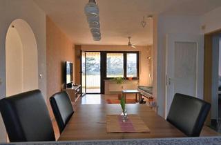 Wohnung kaufen in 70439 Stuttgart, Stuttgart - Helle 4 Zimmer Wohnung in familienfreundlicher Umgebung