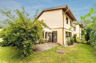 Einfamilienhaus kaufen in 78244 Gottmadingen / Randegg, Gottmadingen / Randegg - Grenznah und sofort frei! Einfamilienhaus mit Fernwärmeanschluss