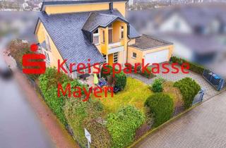 Haus kaufen in 56626 Andernach, Exklusives Zweifamilienhaus mit Panoramablick