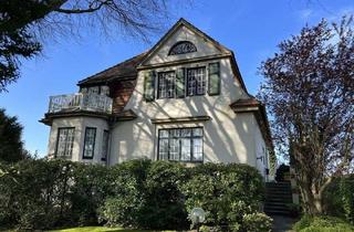 Villa kaufen in 25335 Elmshorn, Historische Altbauvilla mit viel Charme in beliebter Lage von Elmshorn