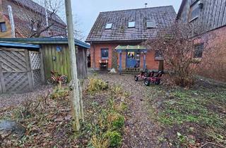 Doppelhaushälfte kaufen in 24796 Bredenbek, Bredenbek - Doppelhaushälfte in guter Lage und idyllischen Ausblick