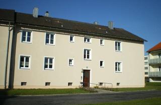 Wohnung mieten in Dr.-Theobald-Schrems-Str. 24, 95666 Mitterteich, Helle, schön geschnittene 3-Zimmer Wohnung mit Balkon