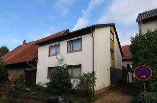 Haus kaufen in 66440 Blieskastel, Revonierungsbedürftigtes, großes Wohnhaus in Blieskastel-Breitfurt