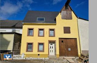 Haus kaufen in Kirchstraße 15, 54472 Monzelfeld, Haus mit Ausbaureserve