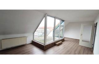 Wohnung mieten in 06449 Aschersleben, Aschersleben - Sonnige Aussichten: Gemütliche 2-Zimmer-Wohnung mit Balkon und Dachterrasse