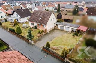 Haus kaufen in 92706 Luhe-Wildenau, Renovierungsbedürftiges Zweifamilienhaus auf schönem Grund in ruhiger Siedlung Luhe-Wildenau´s