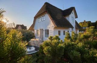 Haus kaufen in 25980 Sylt, Exklusive DHH unter Reet in idyllischer Lage von Sylt