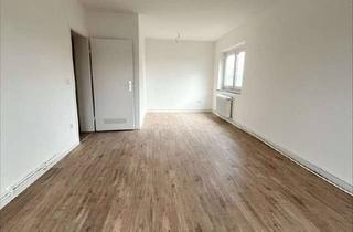 Wohnung mieten in Auf Der Brede 29, 42477 Radevormwald, *1 Monat Mietfrei* Gut geschnittene 3-Zimmer Wohnung im grünen. Wir suchen Sie!